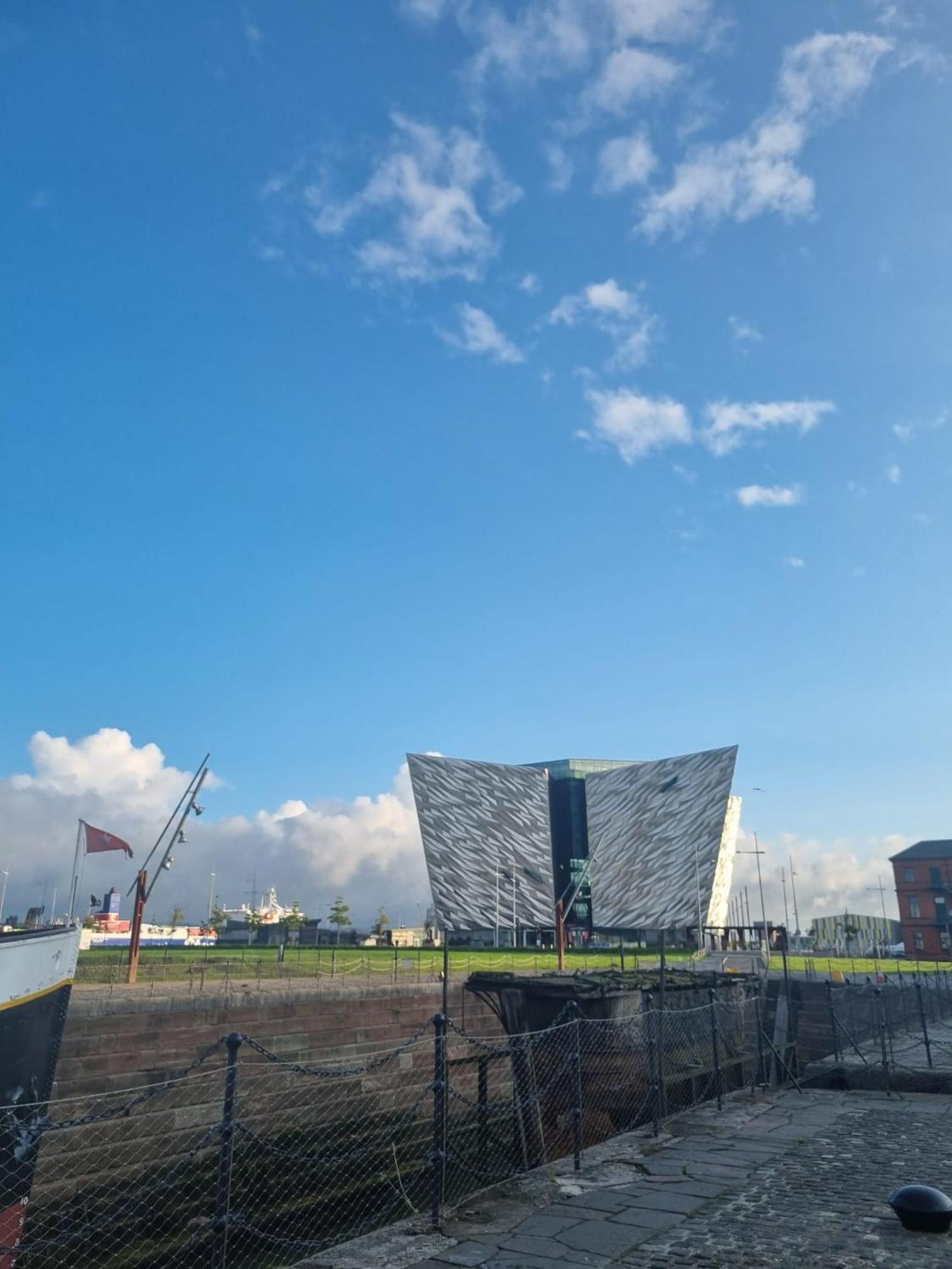 Sailortown Stays - 4 Star Luxury Apartment Belfast Ngoại thất bức ảnh