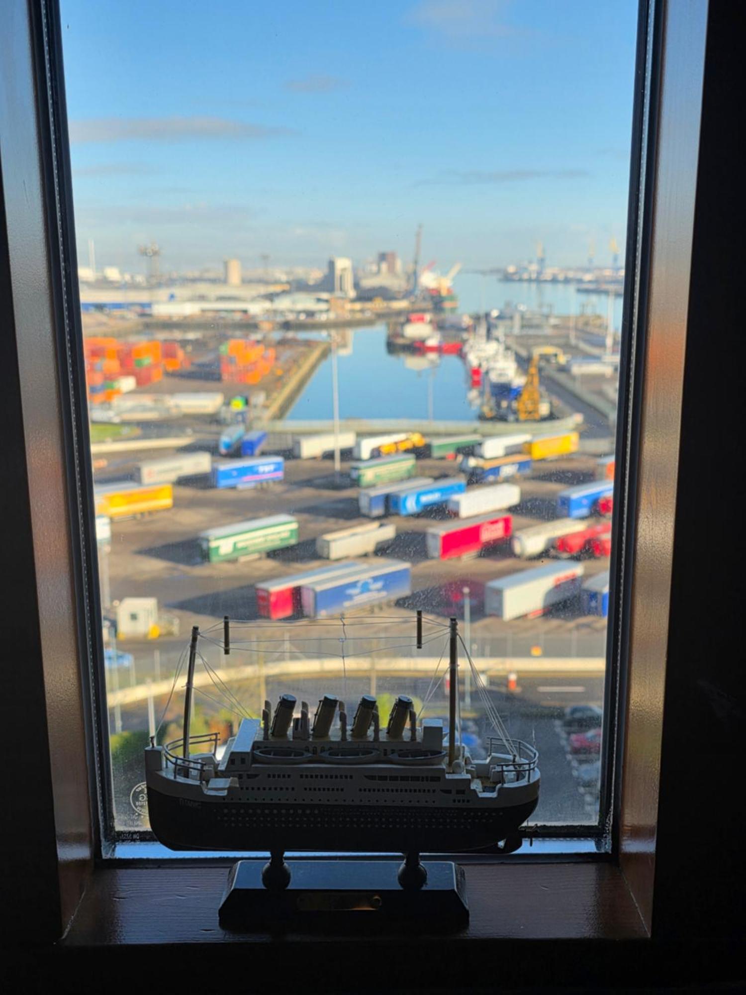 Sailortown Stays - 4 Star Luxury Apartment Belfast Ngoại thất bức ảnh